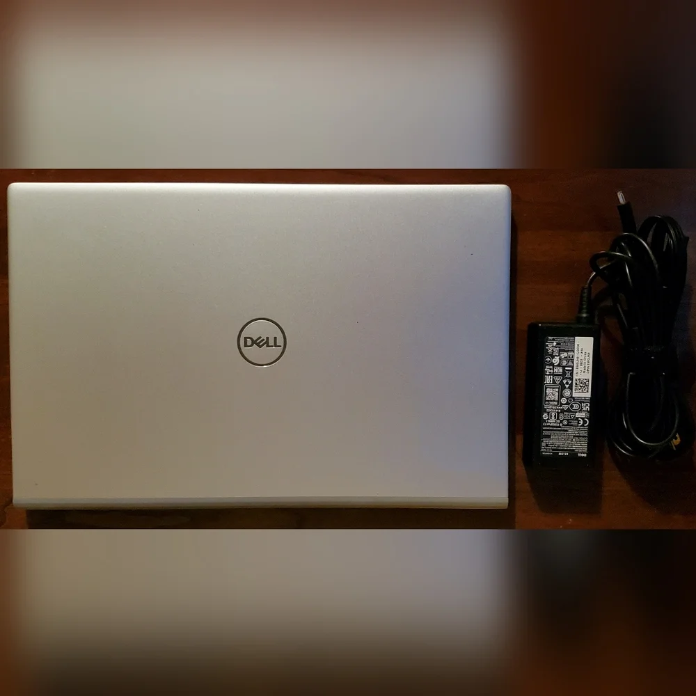 Dell Inspiron 15 5502 Intel i5-1135G7 4.2GHz Dual SSD (256GB & 1TB) 16GB RAM W11